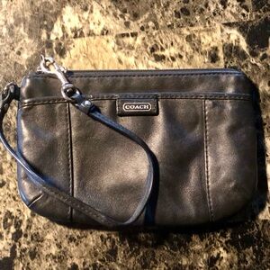 COACH || Authentic Leather Hand Wristlet, Vintage